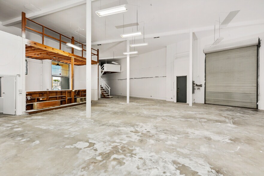 More Photos Of 4931 Venice Blvd, Los Angeles Storefront For Lease