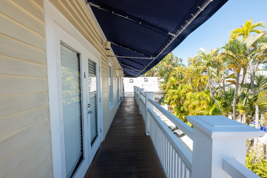 More Photos Of 412 Frances St, Key West Hotel For Sale