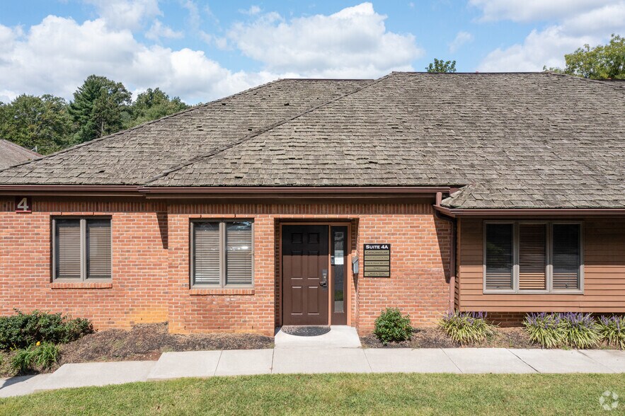 More Photos Of 401 Kings Hwy, Cherry Hill Medical For Lease