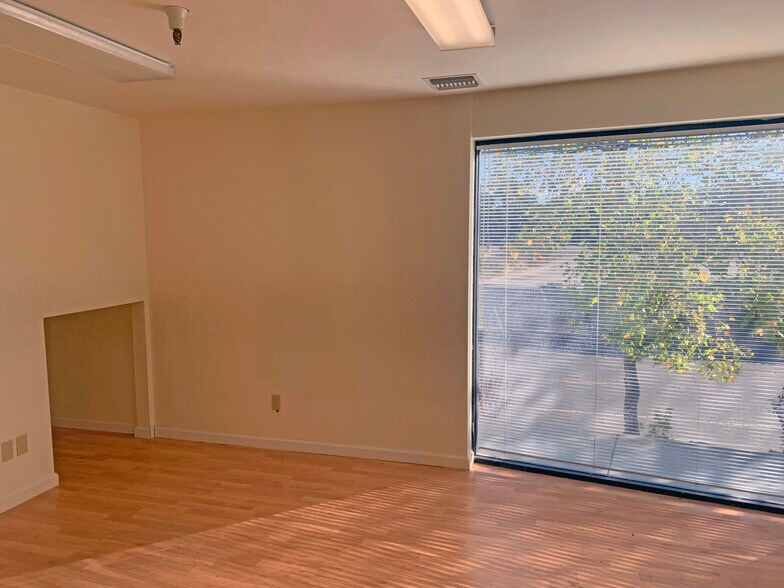 More Photos Of 350 Morris St, Sebastopol Manufacturing For Lease