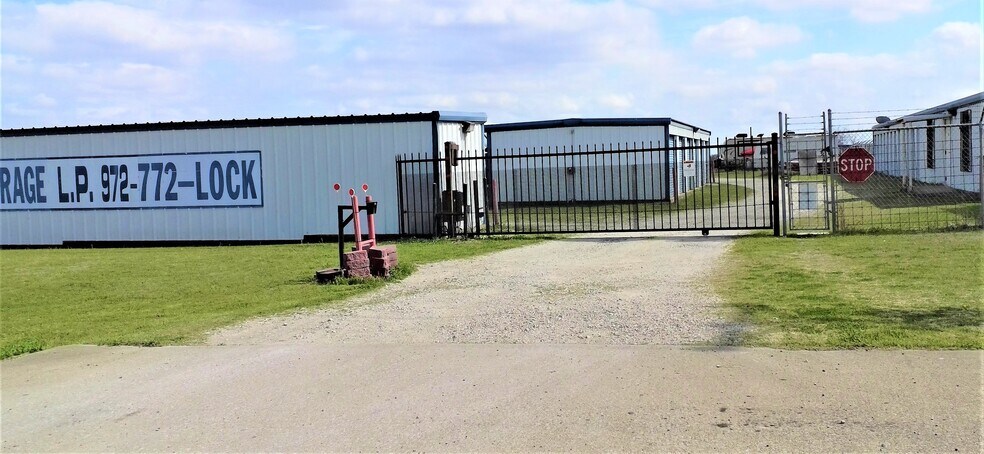 More Photos Of 4600 I-30 Frontage Rd, Rockwall Self Storage For Sale