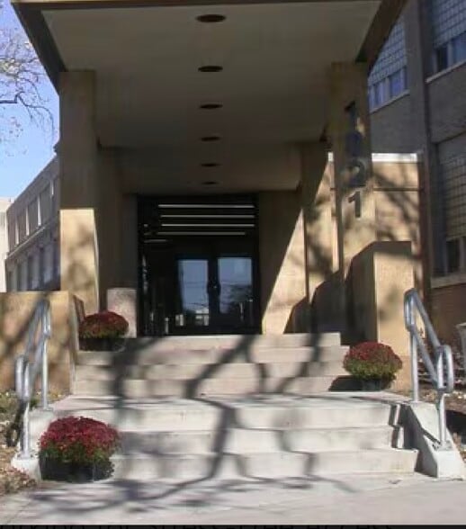 More Photos Of 540 Fairview Ave, Saint Paul Unknown For Lease