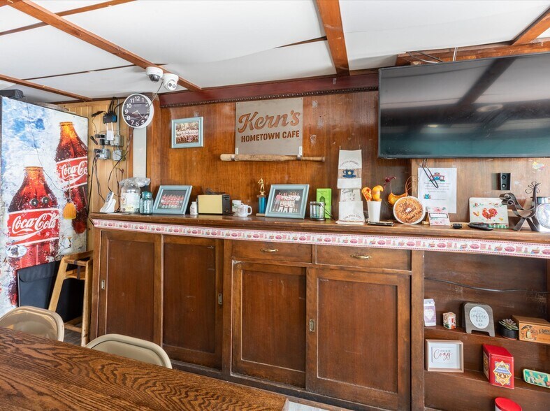 More Photos Of 107 N Main St, Elmwood Storefront Retail Residential For Sale