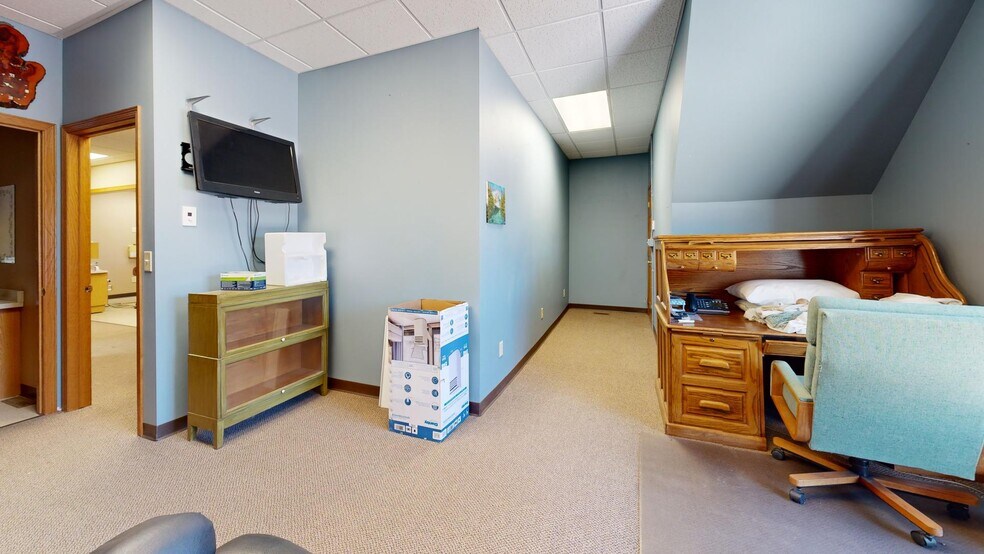 More Photos Of 703 Prentice St, Granite Falls Medical For Lease