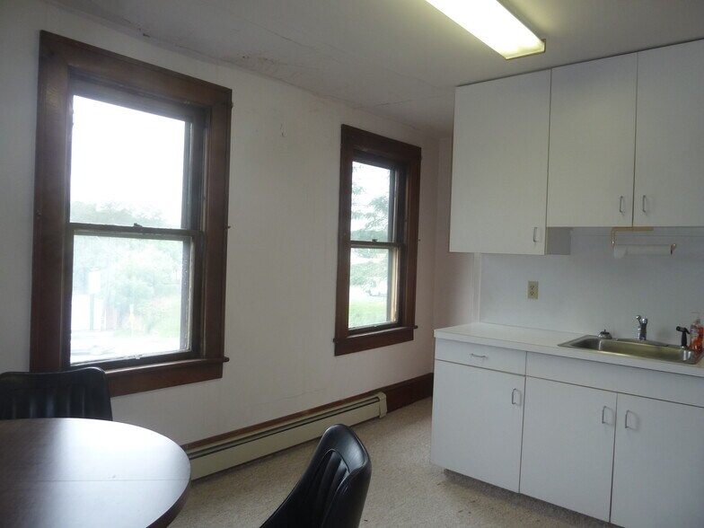 More Photos Of 522 Memorial Pky, Phillipsburg Office Residential For Sale