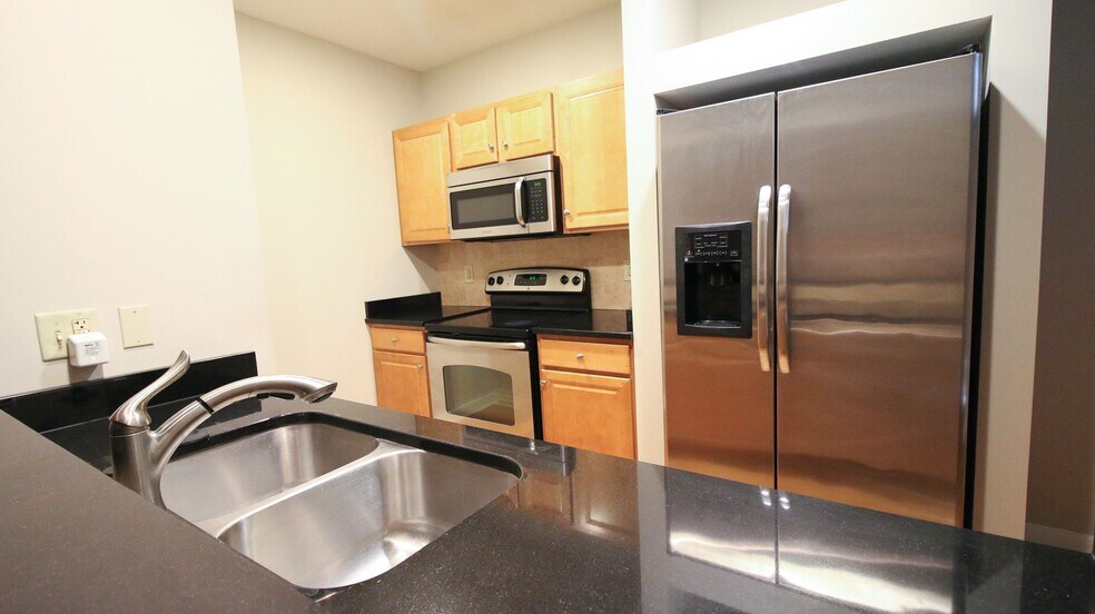 More Photos Of 125 W Saratoga St, Baltimore Apartments For Sale