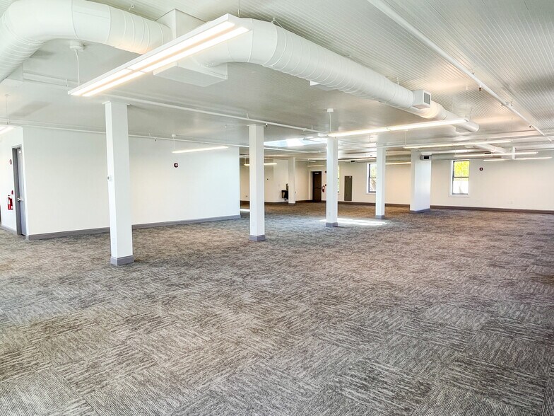 More Photos Of 2234 E 7th Ave, Tampa Loft Creative Space For Lease