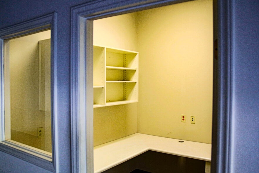 More Photos Of 1257 Sweeten Creek Rd, Asheville Office For Lease