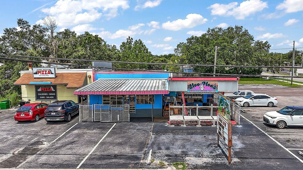 More Photos Of 452 N Park Ave, Apopka General Retail For Sale