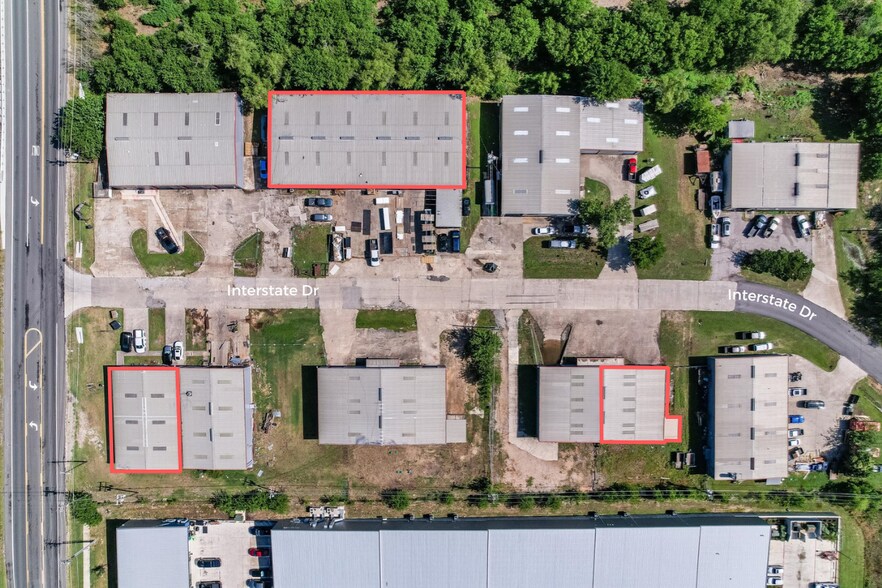 More Photos Of 2457 Interstate Park Dr, Buda Unknown For Lease