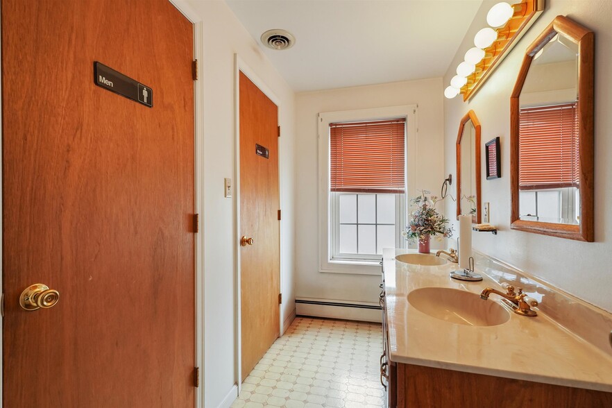 More Photos Of 214 N Main St, North Wales Office Residential For Sale