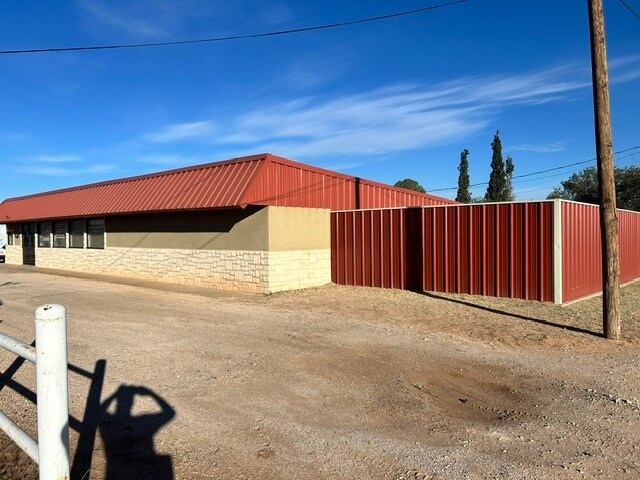 Primary Photo Of 501 E Broadway St, Andrews Office For Sale