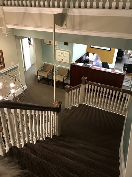 More Photos Of 1583 Beacon St, Brookline Office For Sale