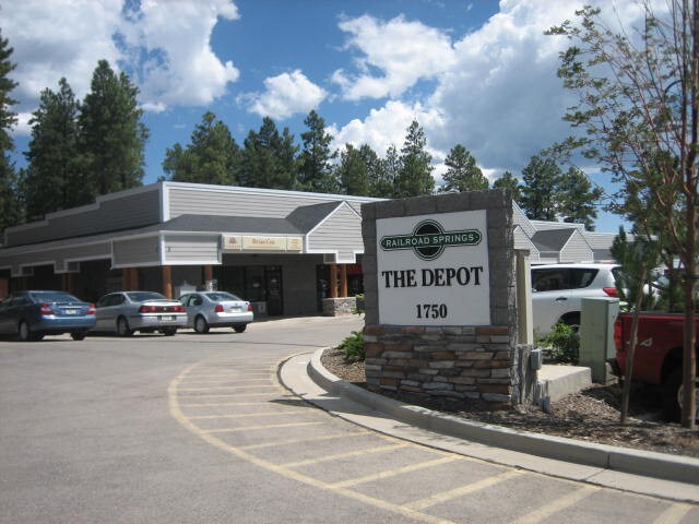 Primary Photo Of 1750 S Railroad Springs Blvd, Flagstaff Storefront Retail Office For Lease