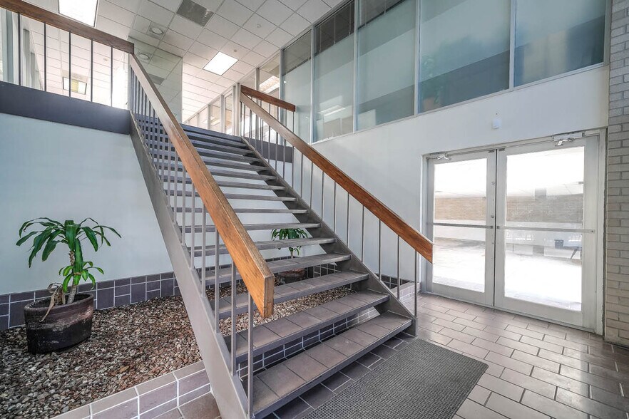 More Photos Of 3315 Marquart St, Houston Medical For Lease