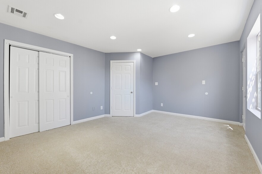More Photos Of 459 Fulton St, Elizabeth Apartments For Sale