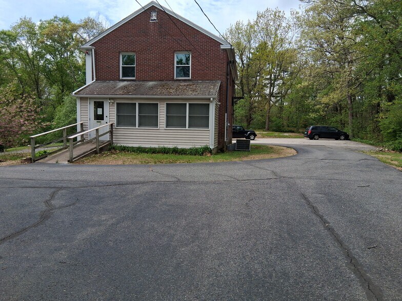 Primary Photo Of 327 Eddie Dowling Hwy, North Smithfield Apartments For Sale