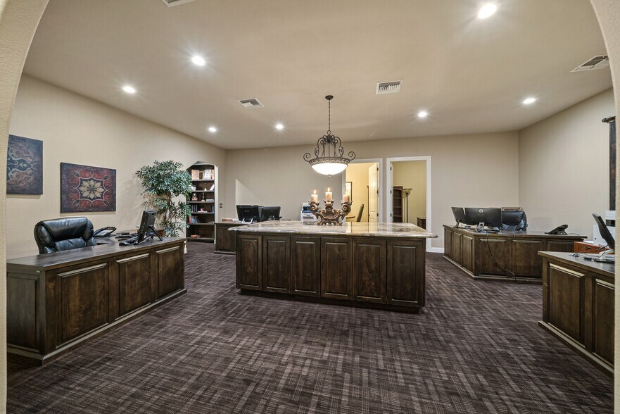 More Photos Of 12703 Spectrum Dr, San Antonio Loft Creative Space For Sale