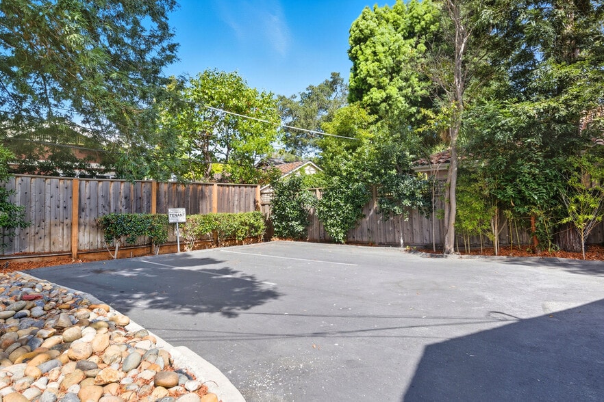 More Photos Of 1021 S El Camino Real, San Mateo Office For Sale