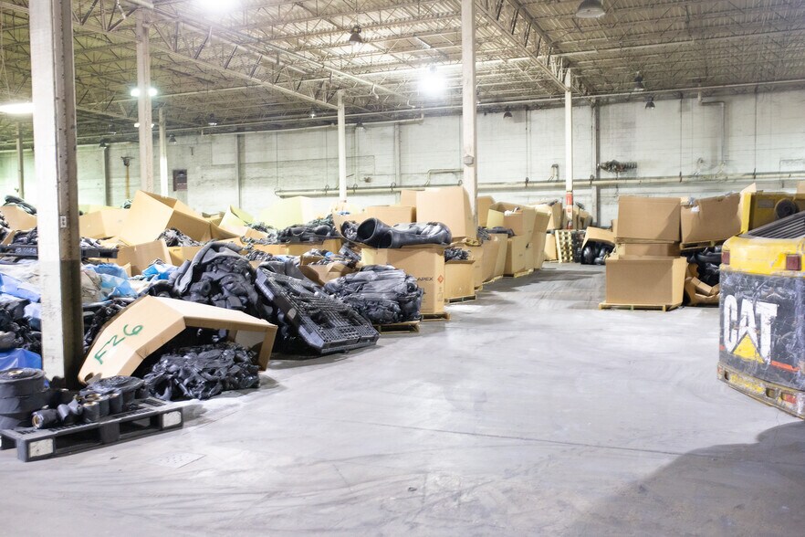 More Photos Of 1550 Phillips St, Dyersburg Manufacturing For Lease