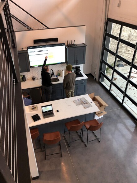 More Photos Of 206 N Main St, Wheaton Storefront Retail Office For Sale