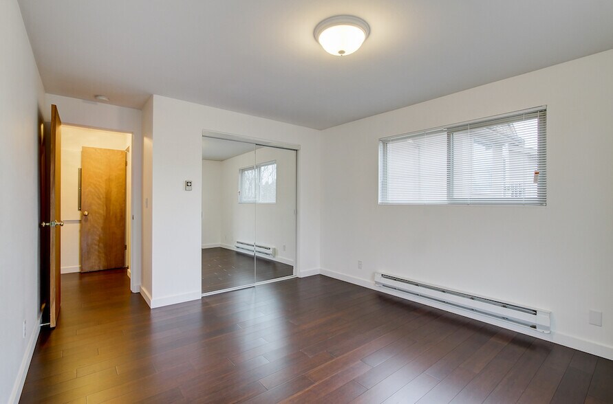 More Photos Of 2401 NW 63rd St, Seattle Apartments For Sale