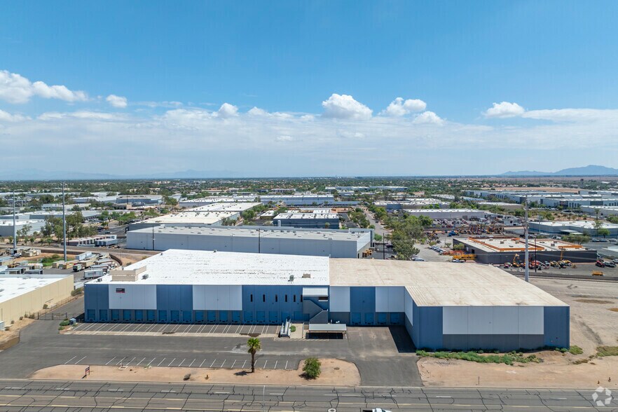 More Photos Of 235 S 56th St, Chandler Warehouse For Lease