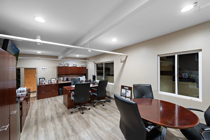 More Photos Of 615-623 S State College Blvd, Fullerton Distribution For Sale