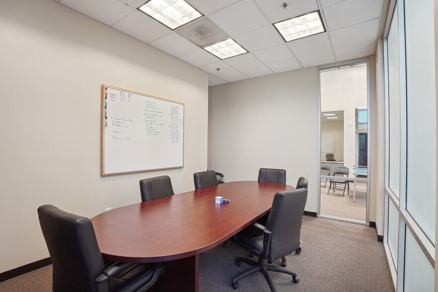 More Photos Of 2215-2221 W 190th St, Torrance Loft Creative Space For Lease