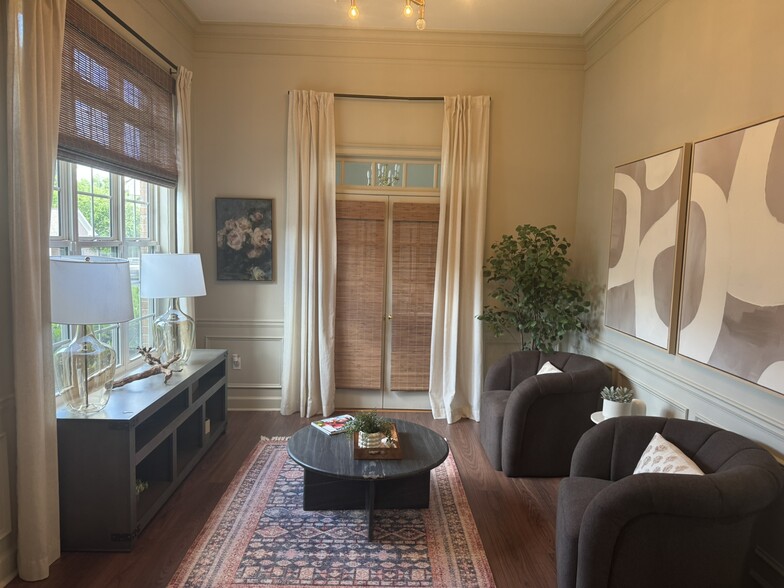 More Photos Of 2400-2402 Abbey Ct, Alpharetta Office For Sale