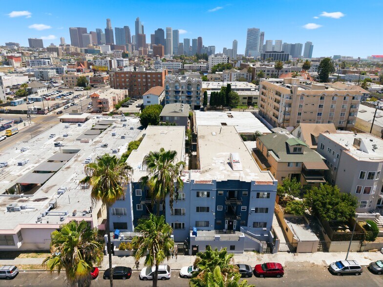 More Photos Of , Los Angeles Multifamily For Sale