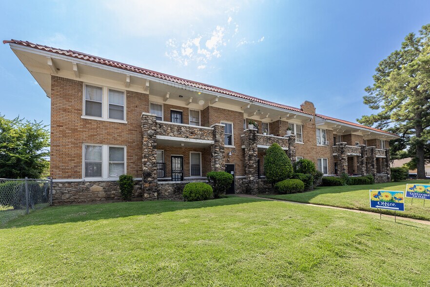 More Photos Of , Memphis Multifamily For Sale