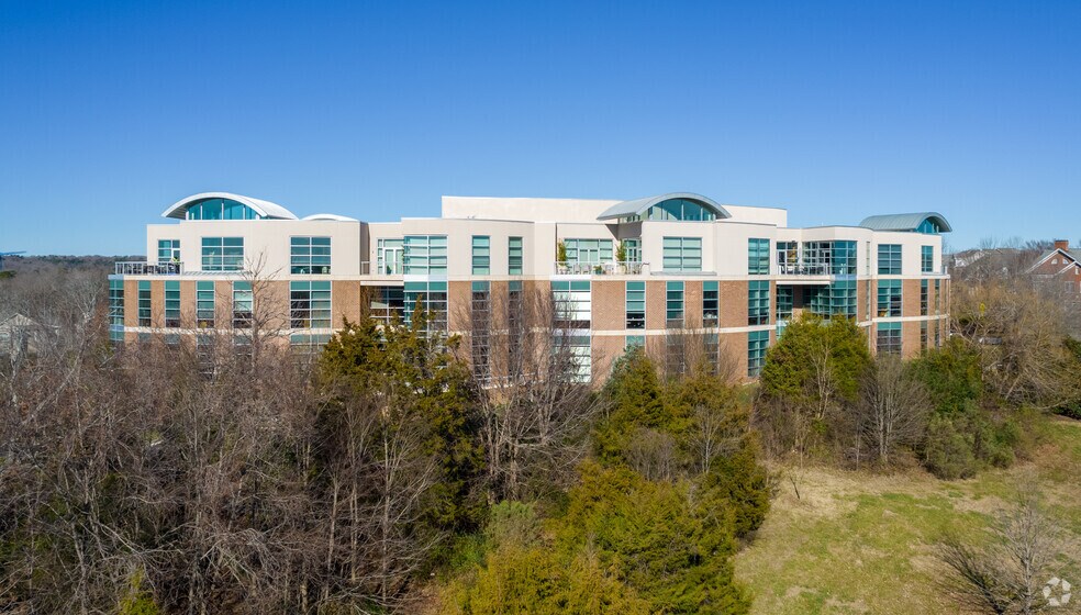 More Photos Of 301 W Barbee Chapel Rd, Chapel Hill Office For Lease