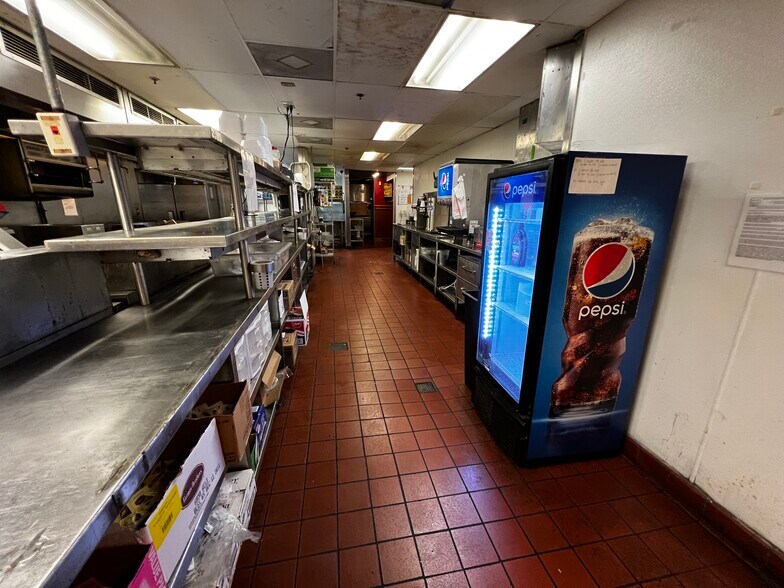 More Photos Of 2310 Sanders Rd, Conway Restaurant For Lease