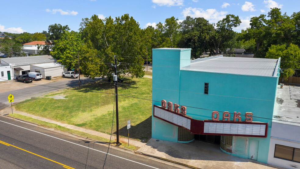 Primary Photo Of 719 Walnut St, Columbus Movie Theatre For Sale