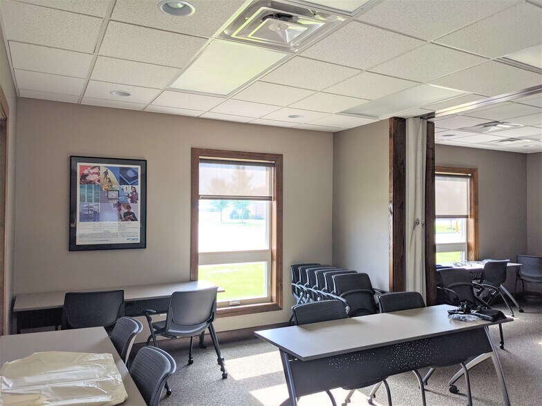 1607 Tullamore Ave, Bloomington, IL 61704 Office For Lease