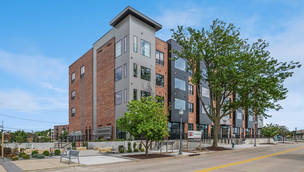 More Photos Of 1220 3rd St SE, Cedar Rapids Apartments For Lease