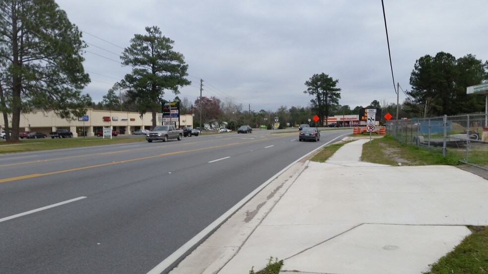 Primary Photo Of 542199 US Highway 1, Callahan Storefront Retail Office For Lease