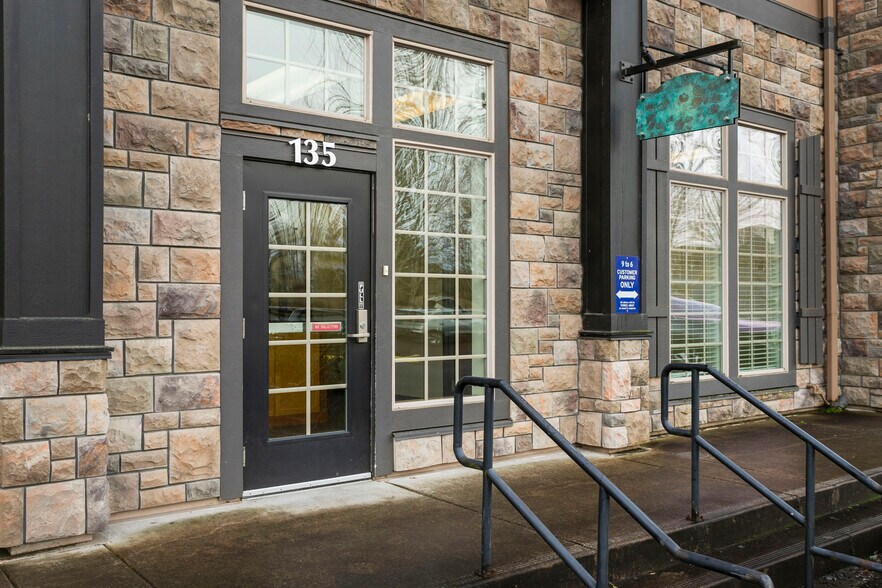 More Photos Of 20512 SW Roy Rogers Rd, Sherwood Apartments For Lease