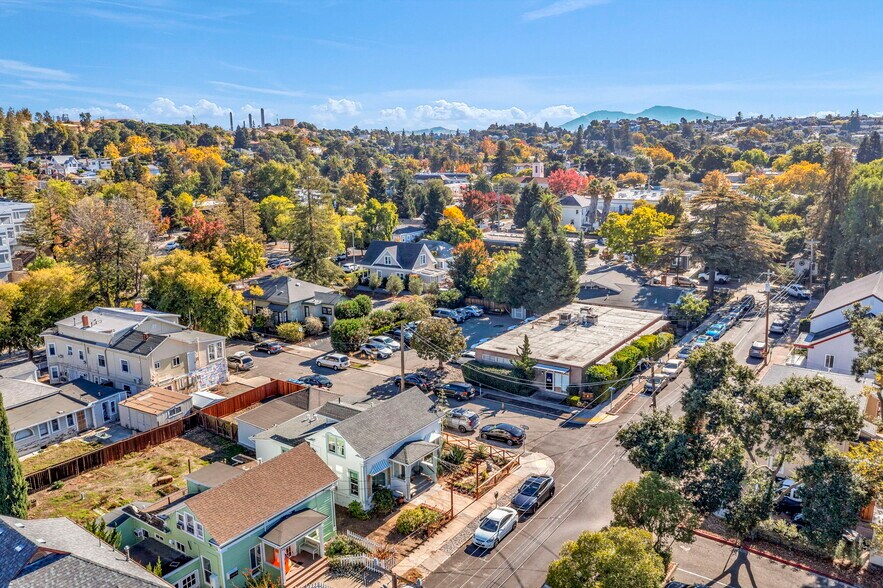 More Photos Of 937 Las Juntas St, Martinez Apartments For Sale