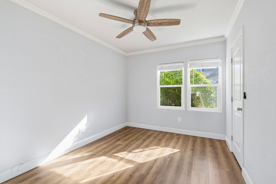 More Photos Of 704 Broadway, Santa Cruz Multifamily For Sale