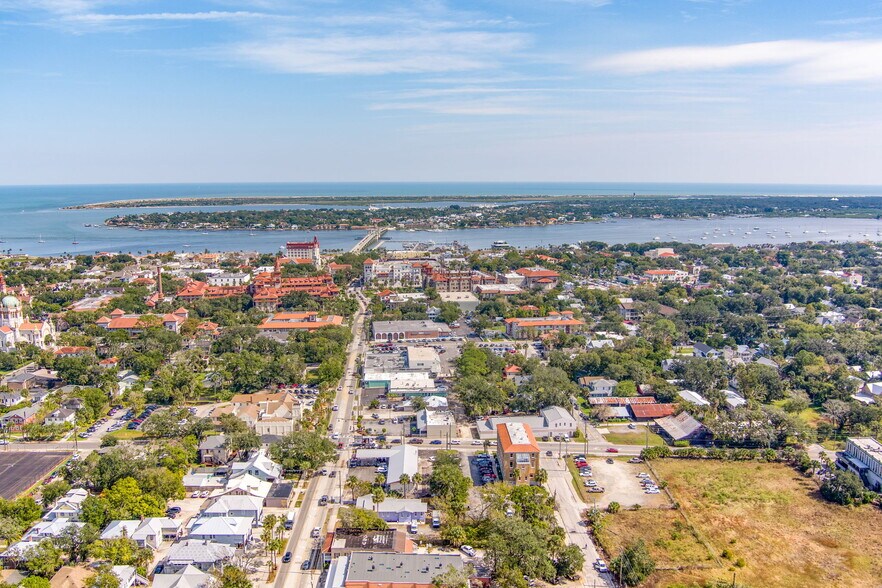 More Photos Of 131 King St, Saint Augustine Freestanding For Sale