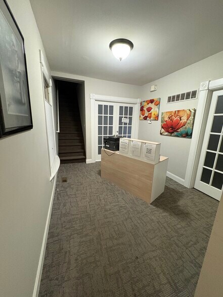 More Photos Of 143 W Saint Clair St, Romeo Medical For Sale