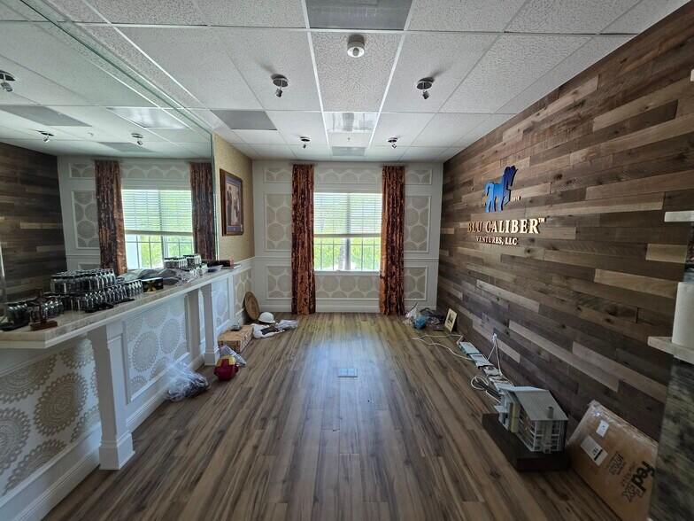 More Photos Of 1044 US Highway 1, Jupiter Medical For Lease