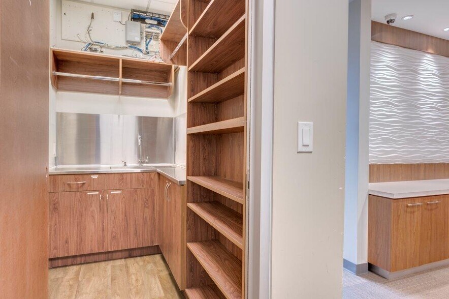 More Photos Of 13737 96 Ave, Surrey Medical For Sale