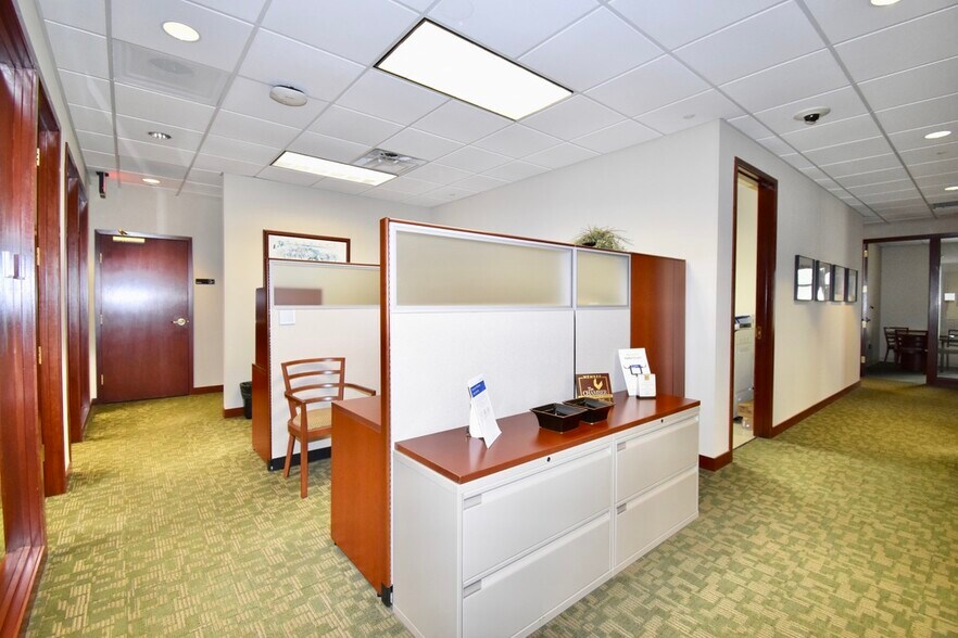 More Photos Of 79 Stonebridge Blvd, Jackson Office For Lease