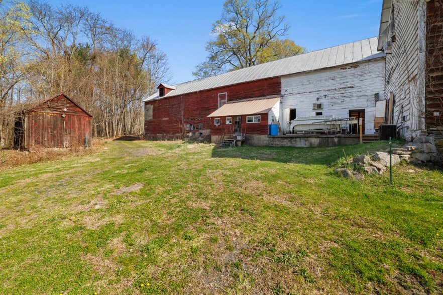 More Photos Of 52 Allhusen Rd, New Paltz Winery Vineyard For Sale