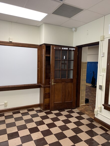 More Photos Of 615 Ethel Ave, Green Bay Schools For Sale