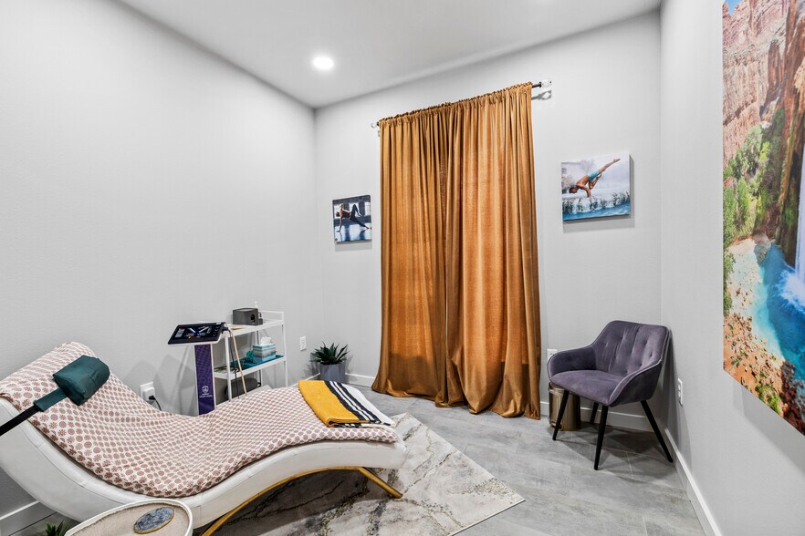 More Photos Of 4406 Judson Rd, Longview General Retail For Sale