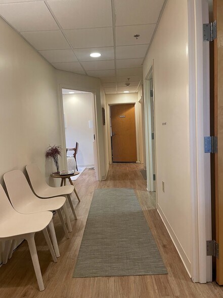 More Photos Of 285 Governor St, Providence Medical For Lease